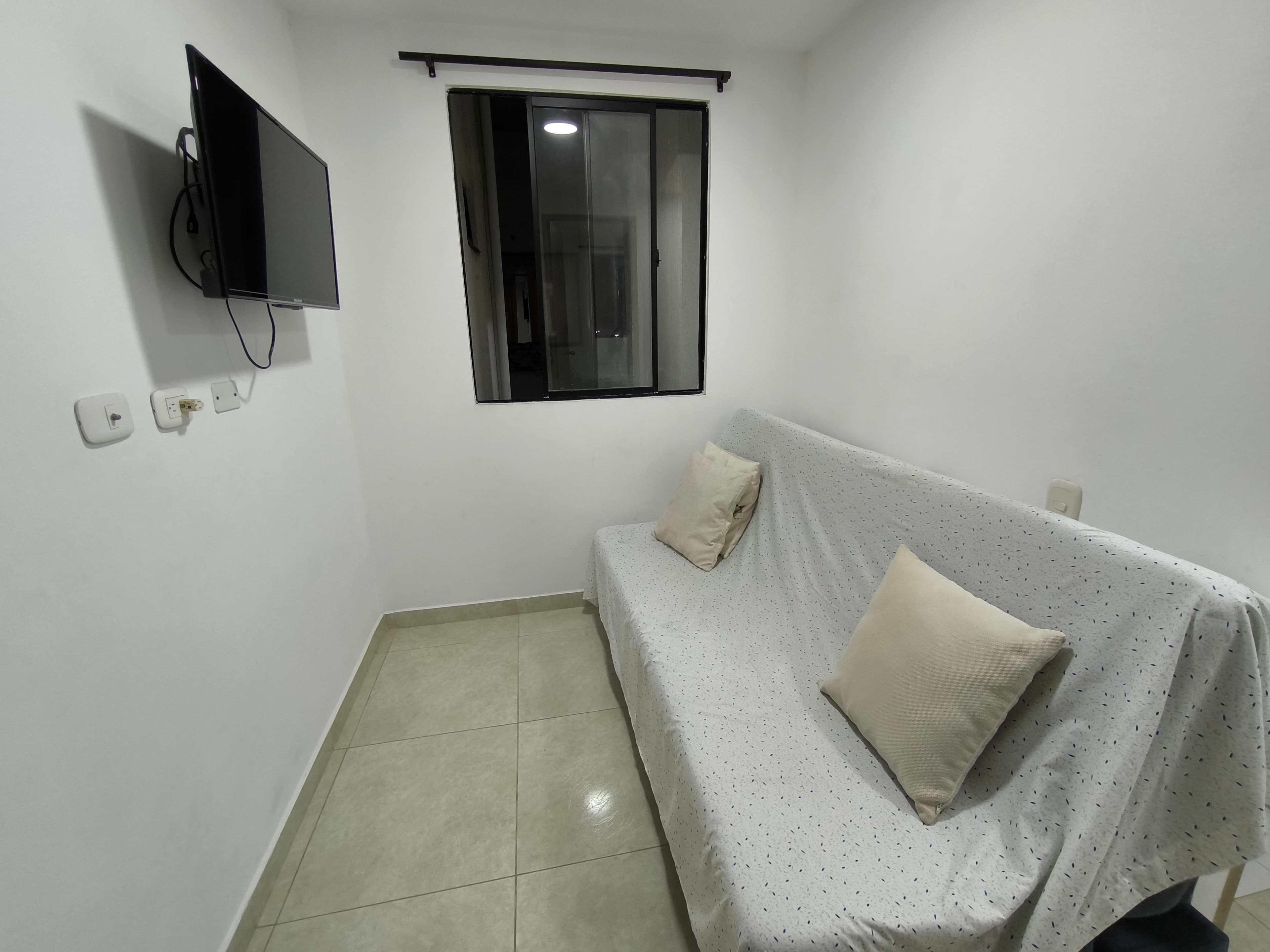 Apartamento en venta en Valle De Lili, Cali, ID RA8163
