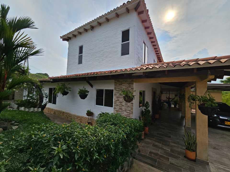 Casa Campestre en venta en Potrerito, Jamundi, ID IP4649