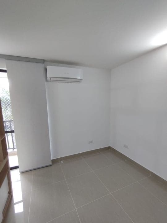 Apartaestudio en venta en La Flora, Cali, ID AA4251