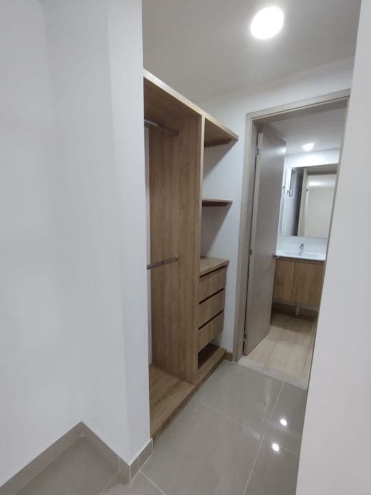 Apartaestudio en venta en La Flora, Cali, ID AA4251