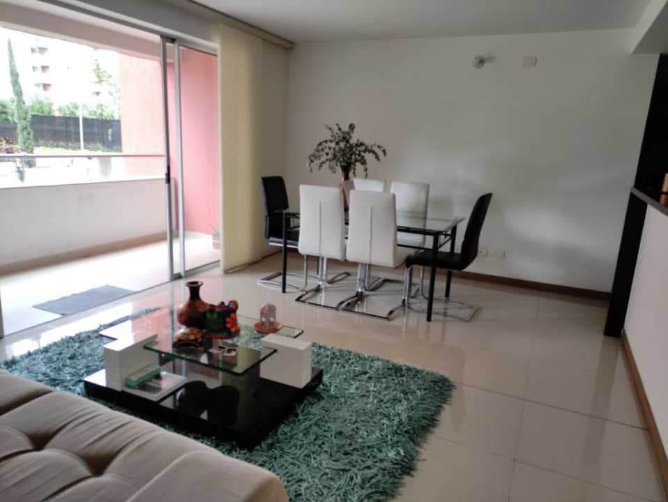 Apartamento en venta en La Flora, Cali, ID IK1810