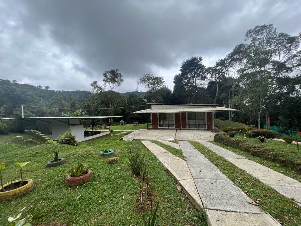 Casa Campestre en venta en Dapa, Yumbo, ID YN3863