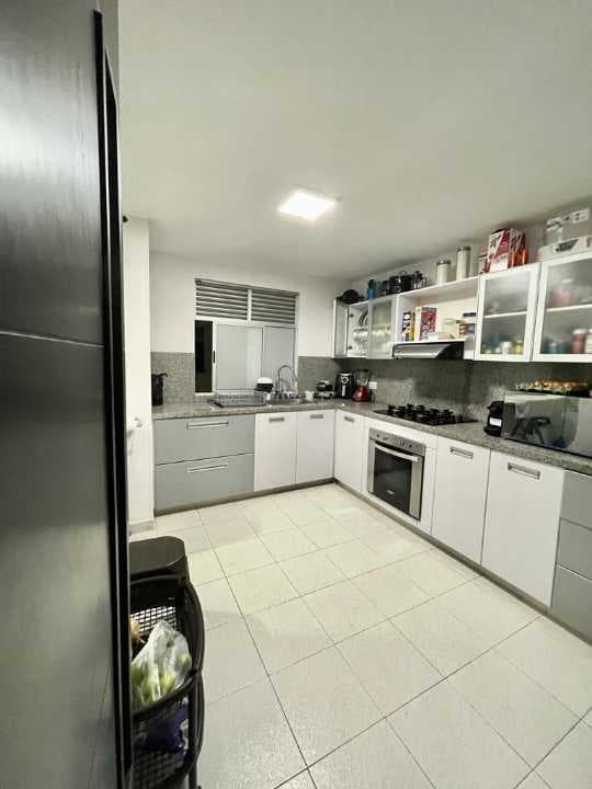 Apartamento en venta en Valle Del Lili, Cali, ID ZJ7757