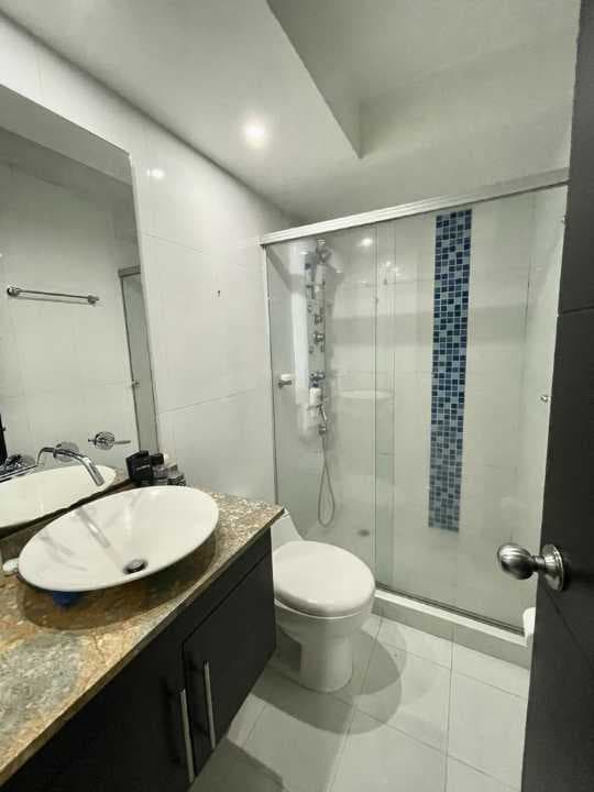 Apartamento en venta en Valle Del Lili, Cali, ID ZJ7757