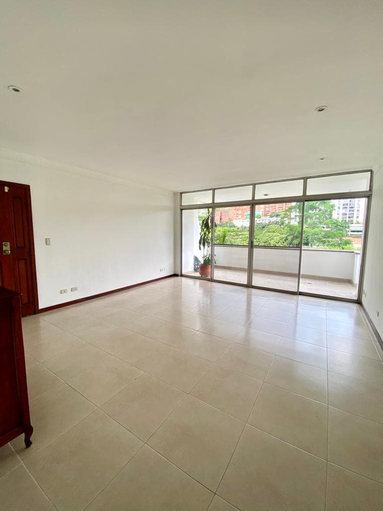 Apartamento en venta en El Peñon, Cali, ID EW5203