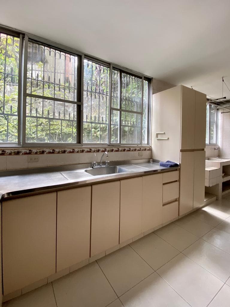 Apartamento en venta en El Peñon, Cali, ID EW5203