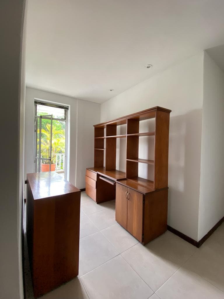 Apartamento en venta en El Peñon, Cali, ID EW5203