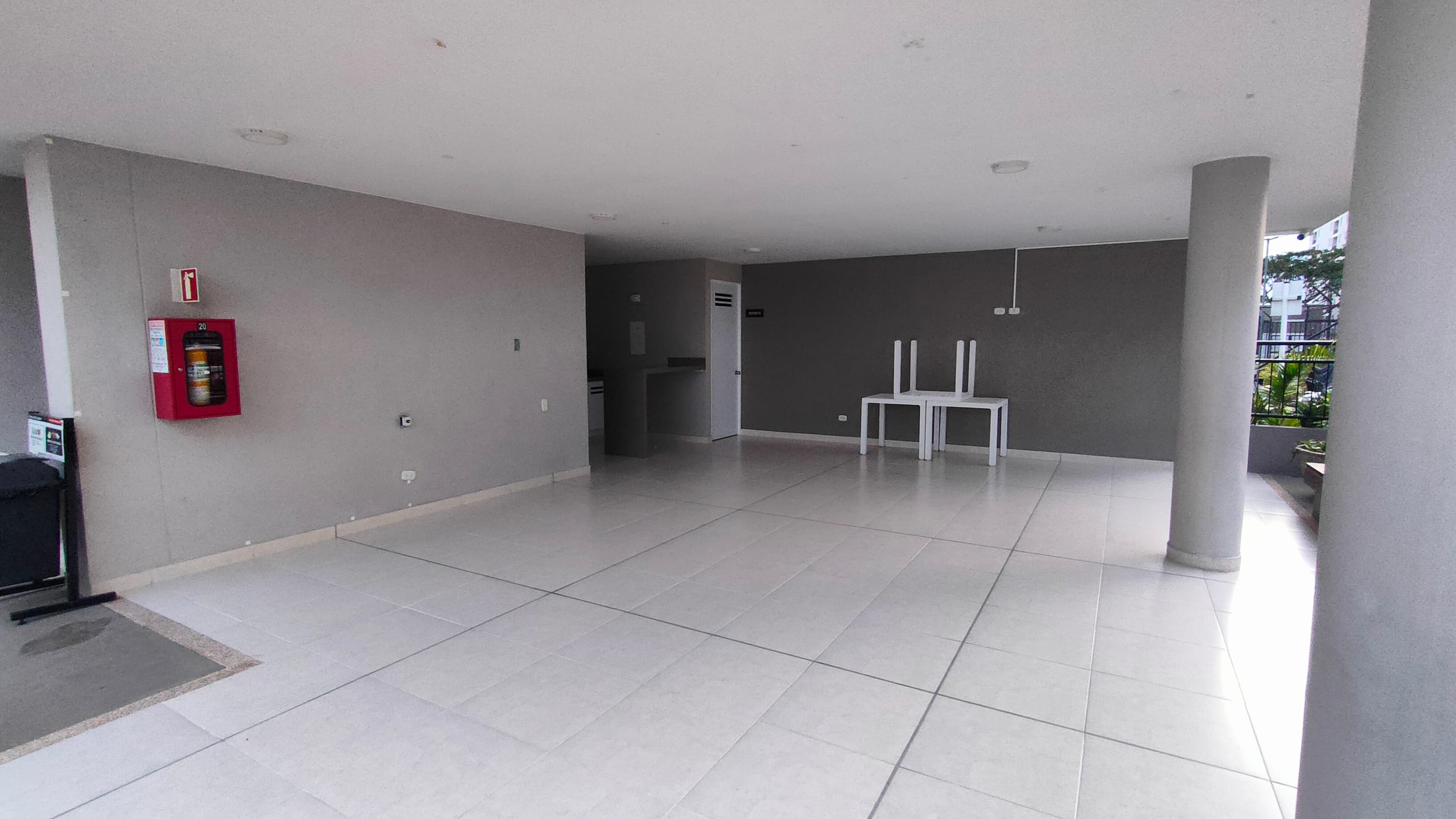 Apartamento en venta en Bochalema, Cali, ID KZ7178