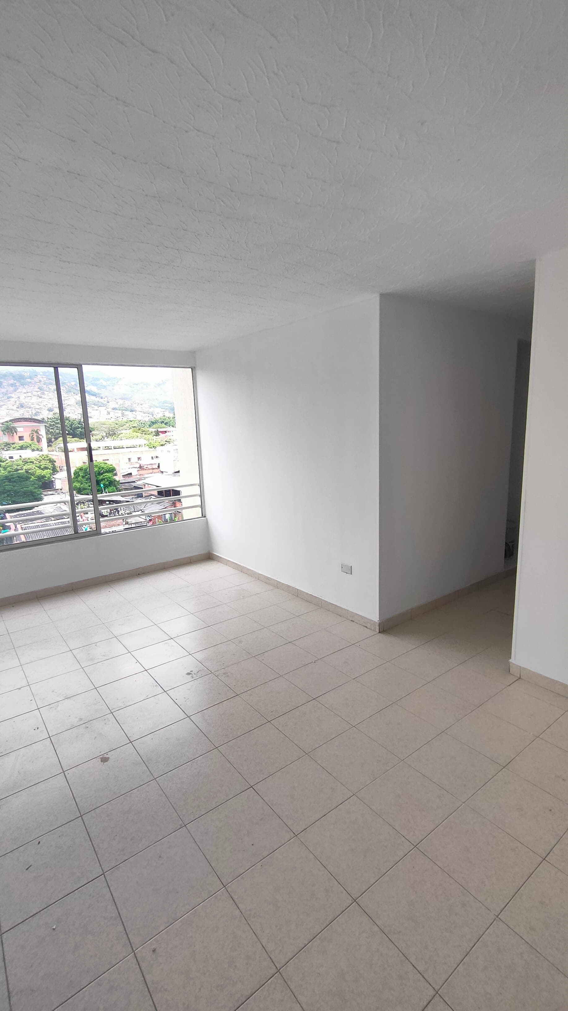 Apartamento en venta en Alferez Real, Cali, ID TS6226