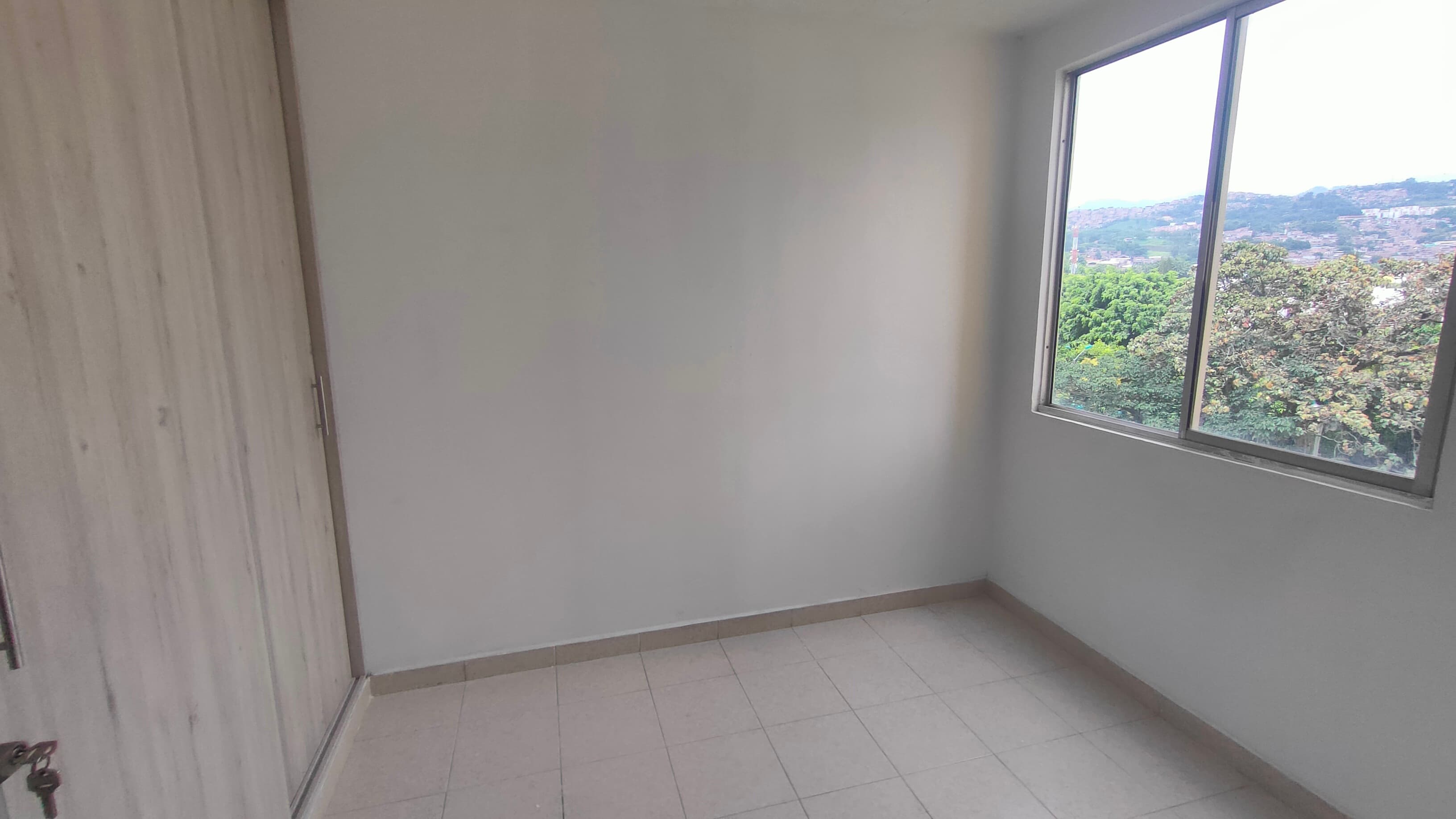 Apartamento en venta en Alferez Real, Cali, ID TS6226