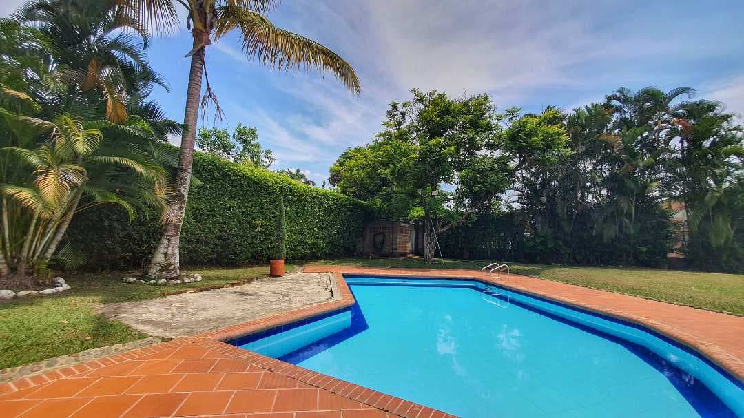 Casa Campestre en venta en La Morada, Jamundi, ID QC4856