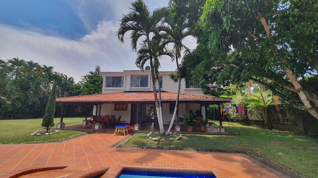 Casa Campestre en venta en La Morada, Jamundi, ID QC4856